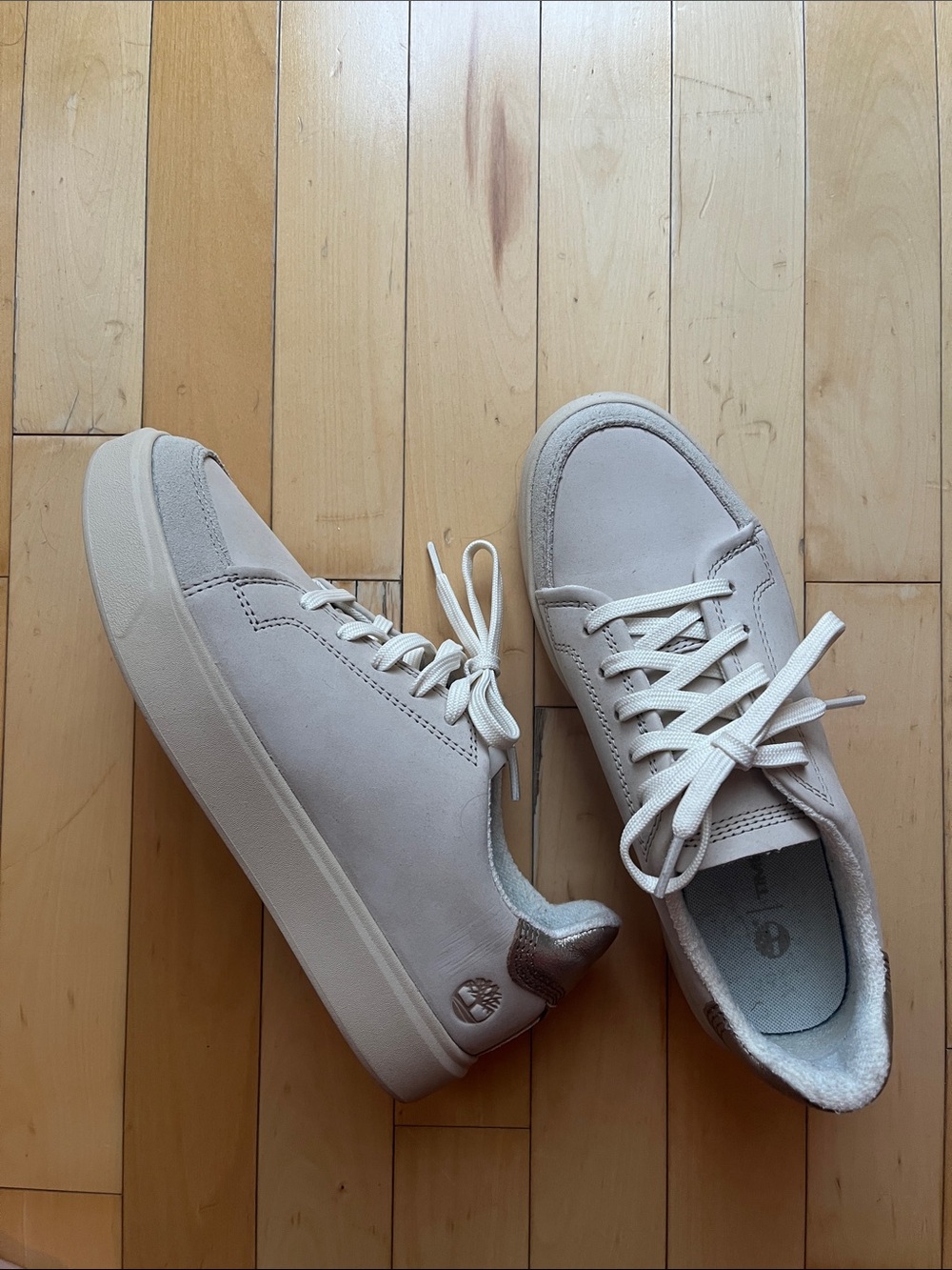 Timberland Cream women’s Sneakers